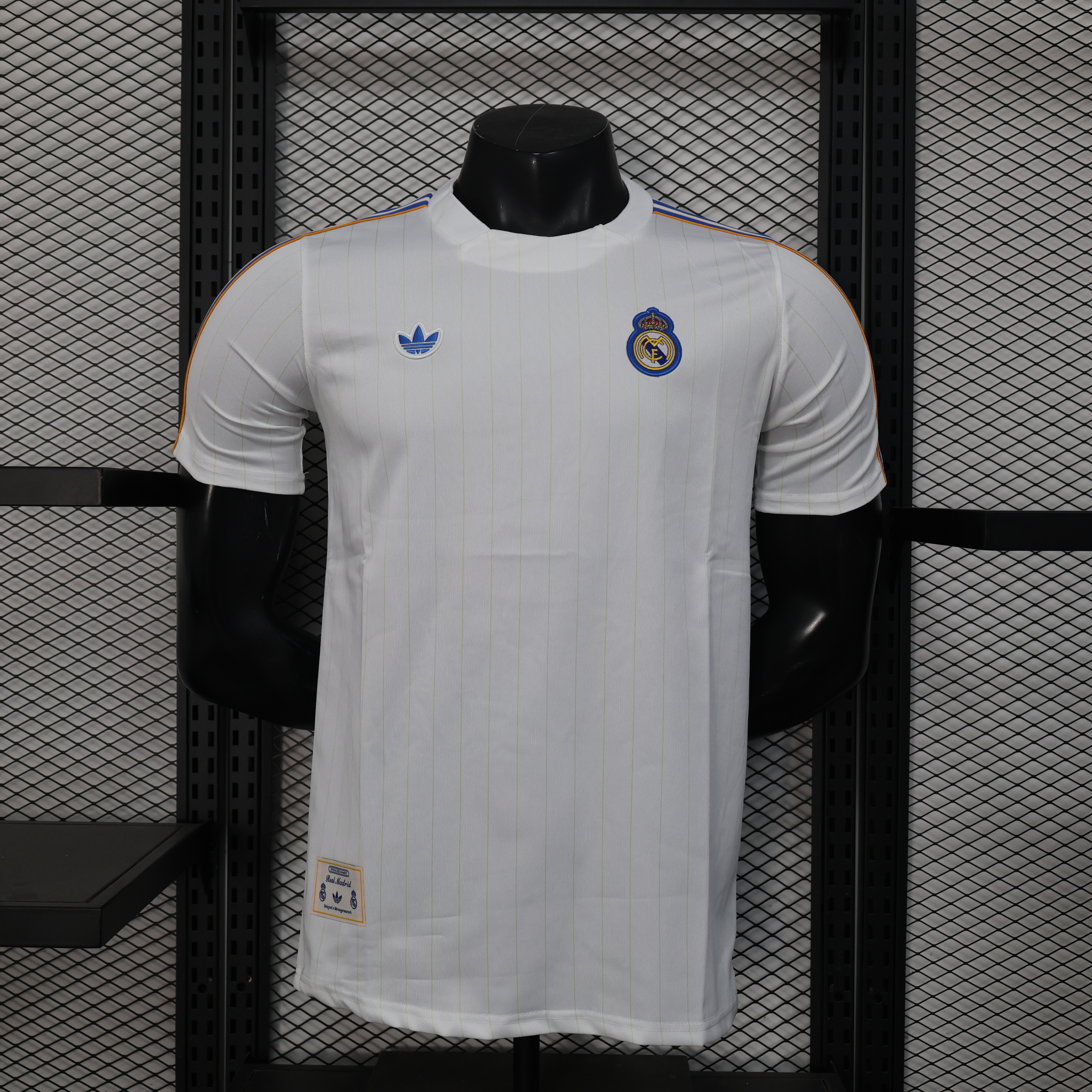 25-26 Real Madrid Fashion Jersey/ 25-26皇马休闲服