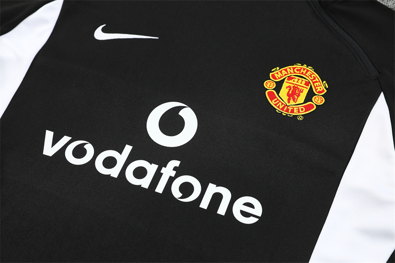 02-03 Manchester United Black Retro Training Suit Top/ 02-03曼联复古上衣