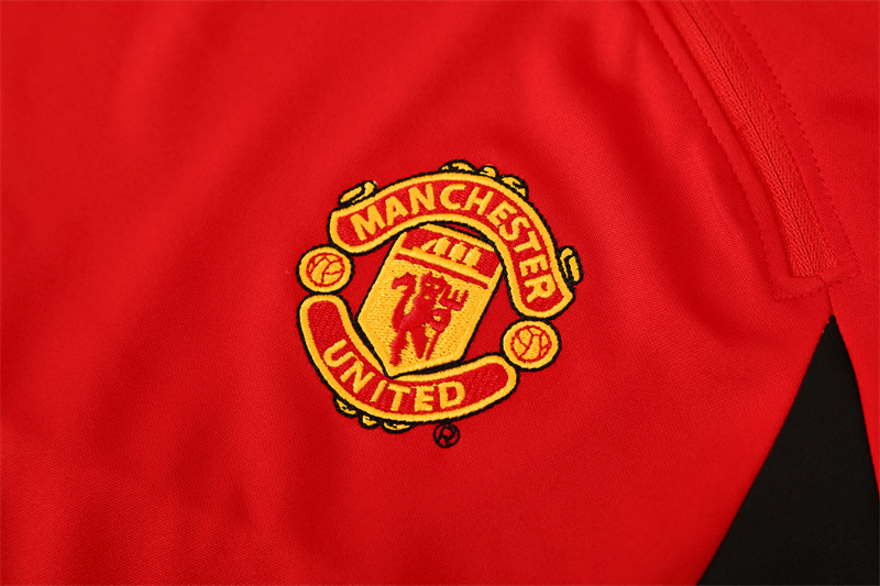 02-03 Manchester United Red Retro Training Suit Top/ 02-03曼联复古上衣