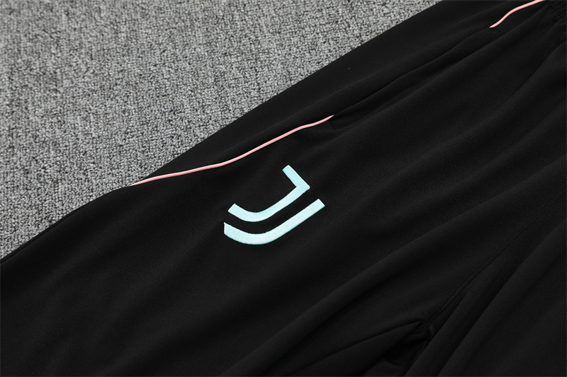 25-26 Juventus White Training Suit/ 25-26尤文半拉训练服