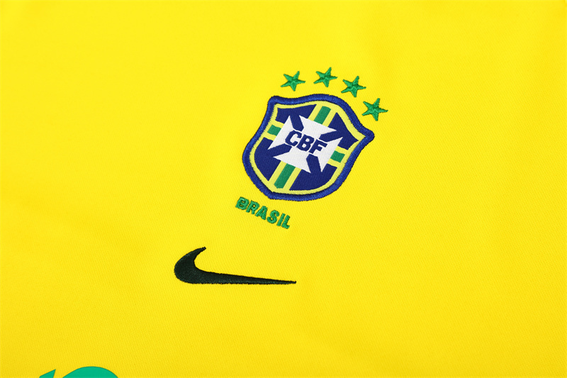2002 Brazil Yellow Retro Training Suit Top/ 2002巴西复古上衣
