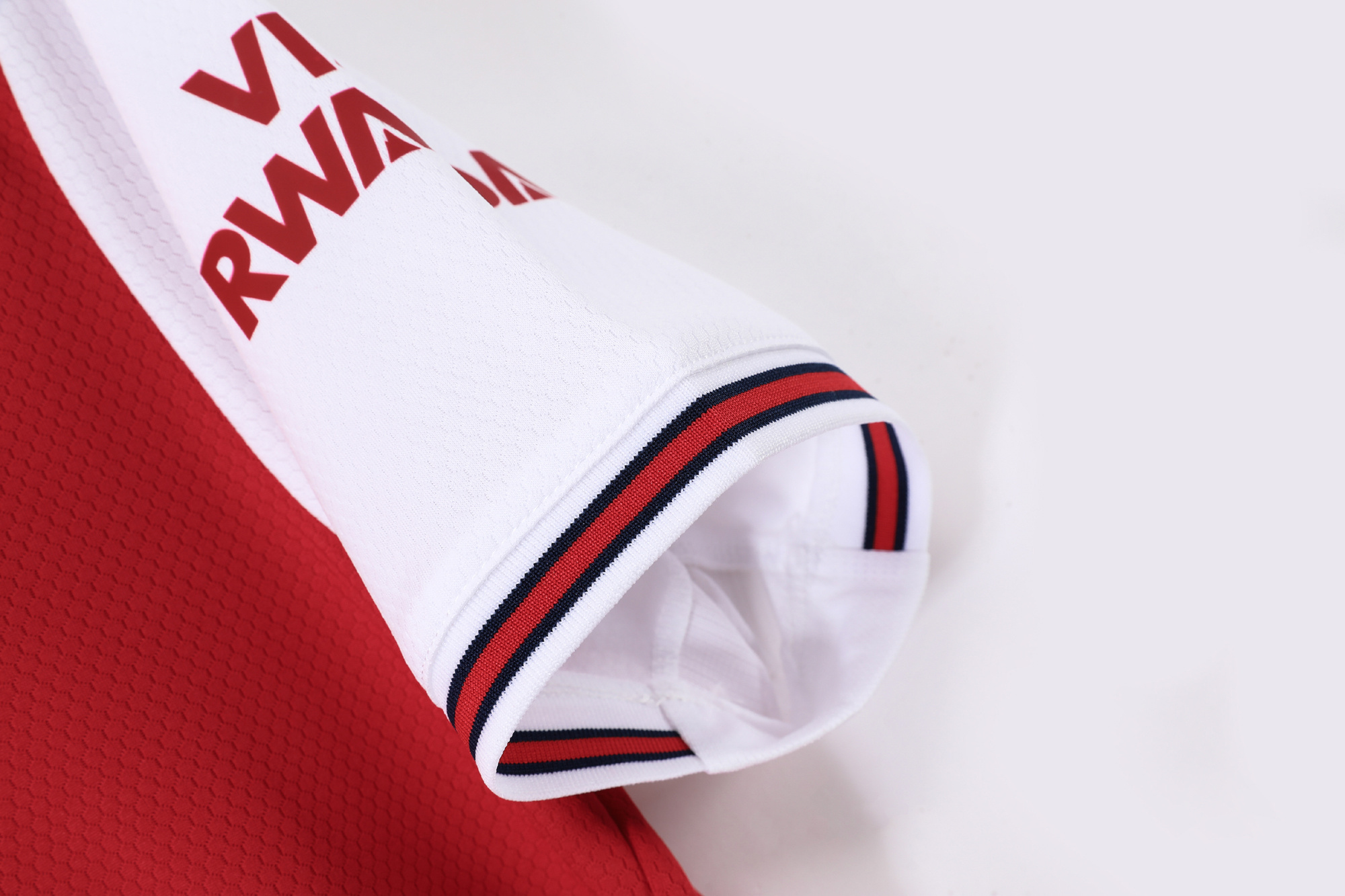 19-20 Arsenal Home Retro Jersey/19-20阿森纳主场